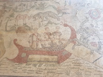 W willi cesarza Maksymiana Herkulisa zachowały się wspaniałe mozaiki podłogowe